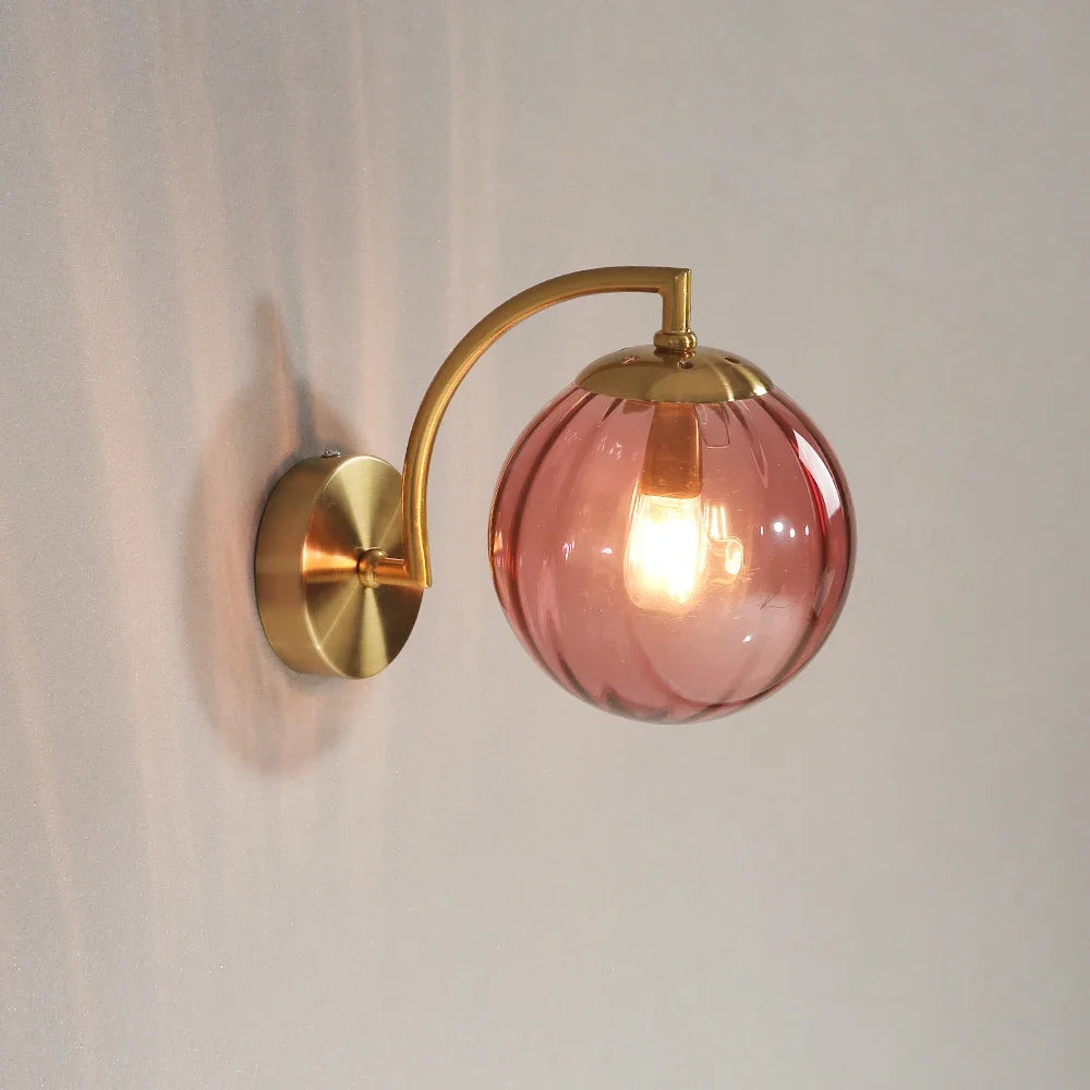 Lampe de Chevet Mural Globe en Verre et Laiton