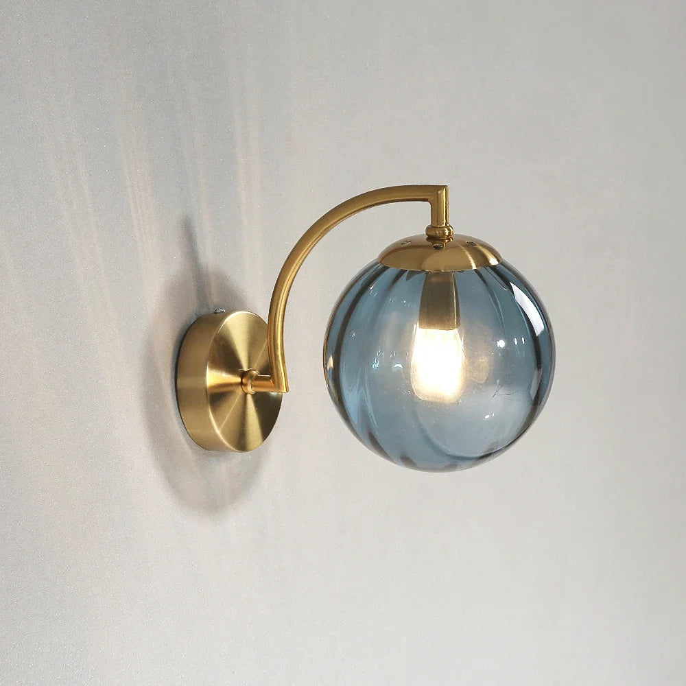 Lampe de Chevet Mural Globe en Verre et Laiton