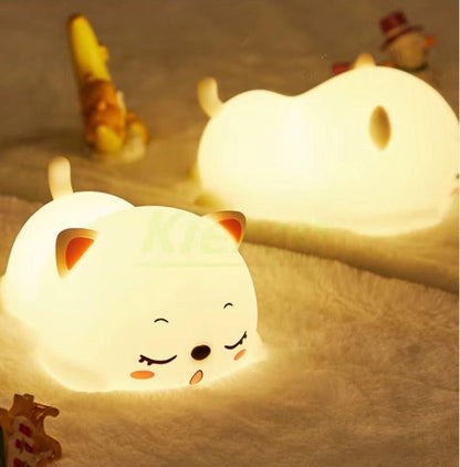 Lampe de chevet Enfant Chaton Endormi - Éclat Nocturne