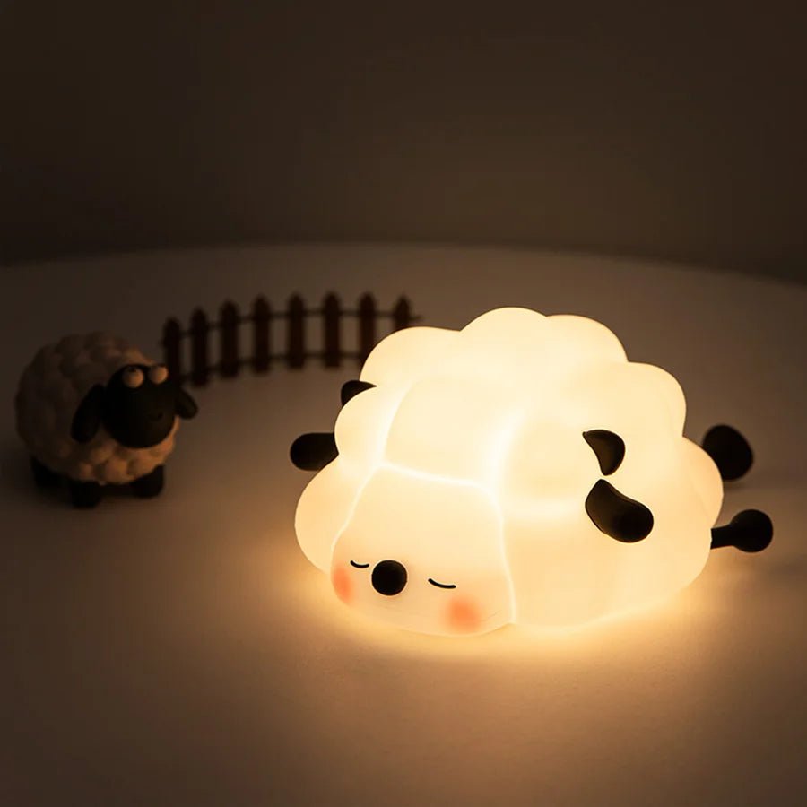 Lampe de chevet Enfant Mouton Endormi - Éclat Nocturne