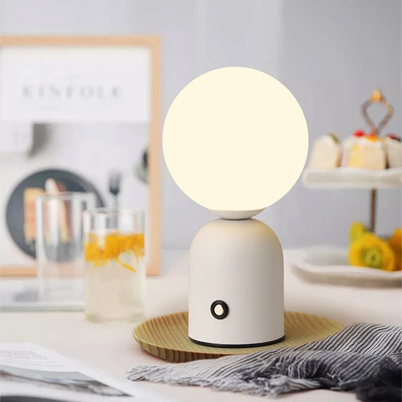 Lampe de chevet LED Globe Moderne - Éclat Nocturne