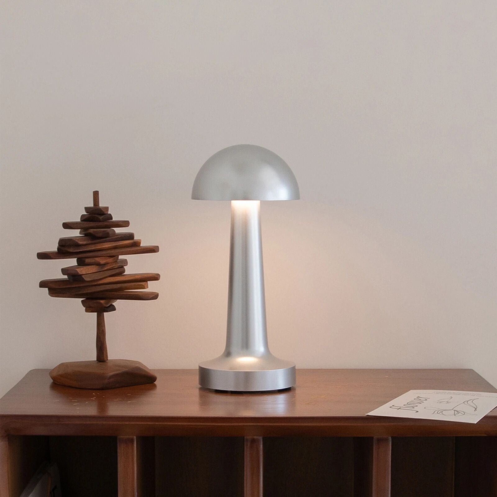 Lampe de chevet LED Métallique Élégante - Éclat Nocturne