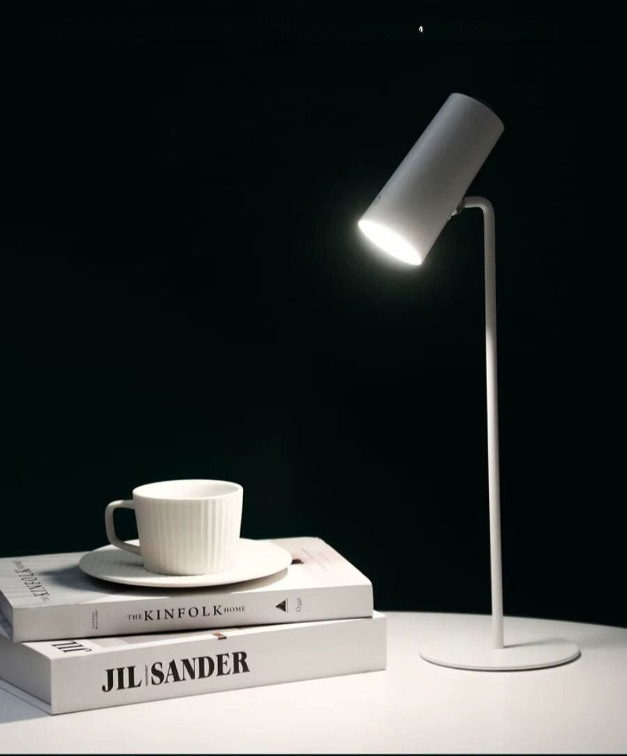 Lampe de chevet LED Minimaliste Élégance Moderne - Éclat Nocturne