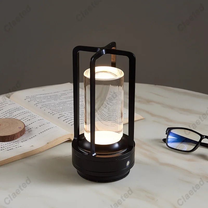 Lampe de chevet LED style Lanterne vintage - Éclat Nocturne