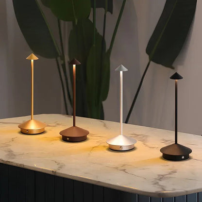 Lampe de chevet LED Tactile Contemporaine - Éclat Nocturne