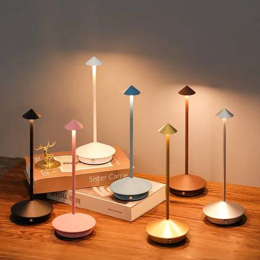 Lampe de chevet LED Tactile Contemporaine - Éclat Nocturne
