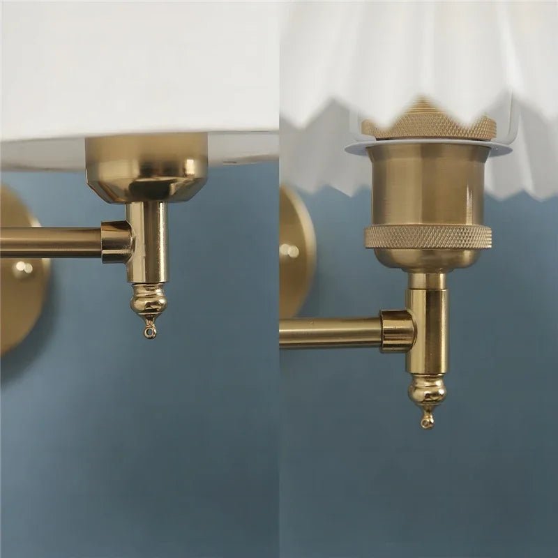 Lampe de chevet Murale Orientable en Laiton - Éclat Nocturne