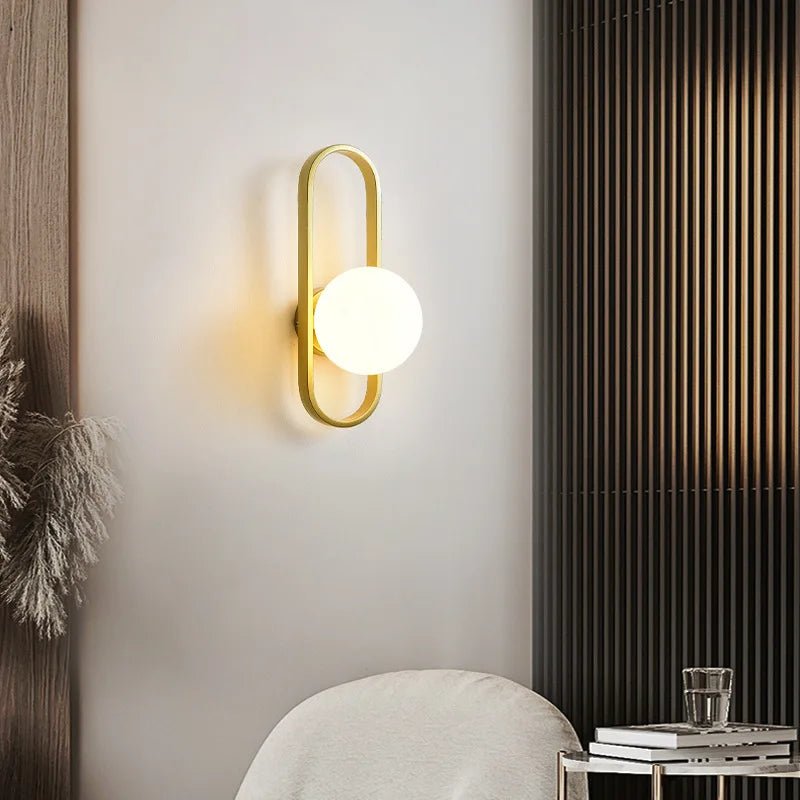 Lampe de chevet Murale Ovale et Globe Lumineux - Éclat Nocturne