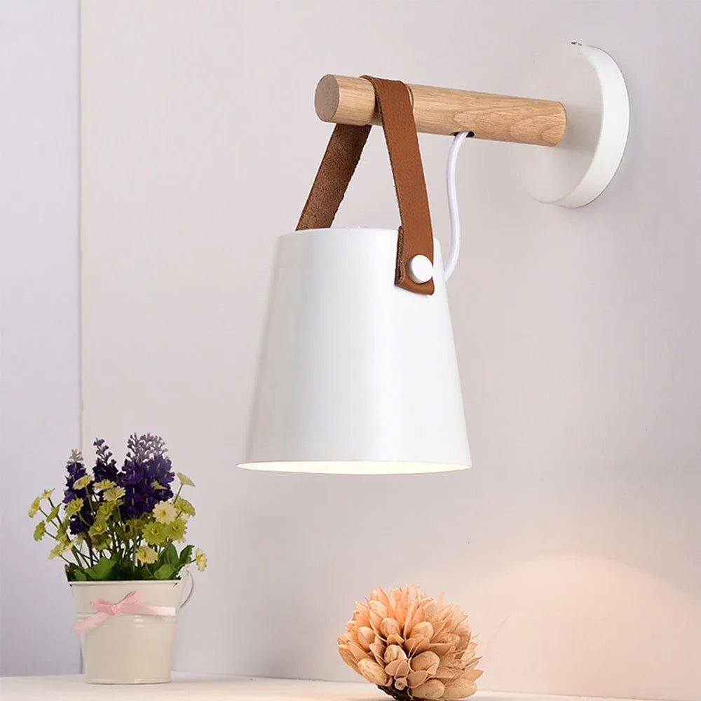 Lampe de Chevet Murale Scandinave Sangle en Cuir - Éclat Nocturne