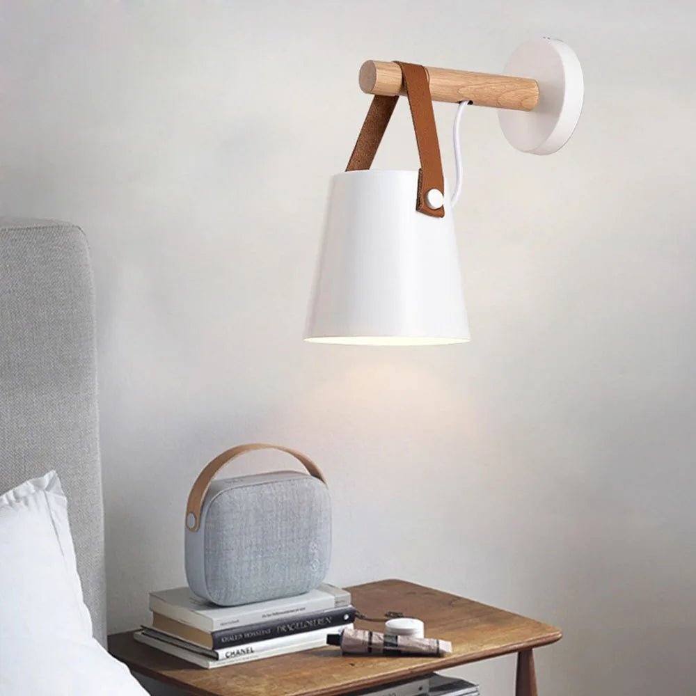 Lampe de Chevet Murale Scandinave Sangle en Cuir - Éclat Nocturne