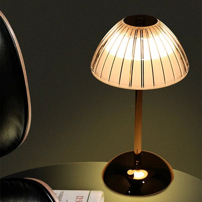 Lampe de chevet Originale Élégance Métallique - Éclat Nocturne