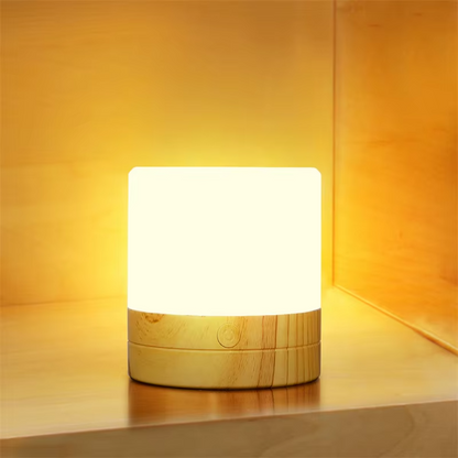 Lampe de chevet mini avec socle en bois